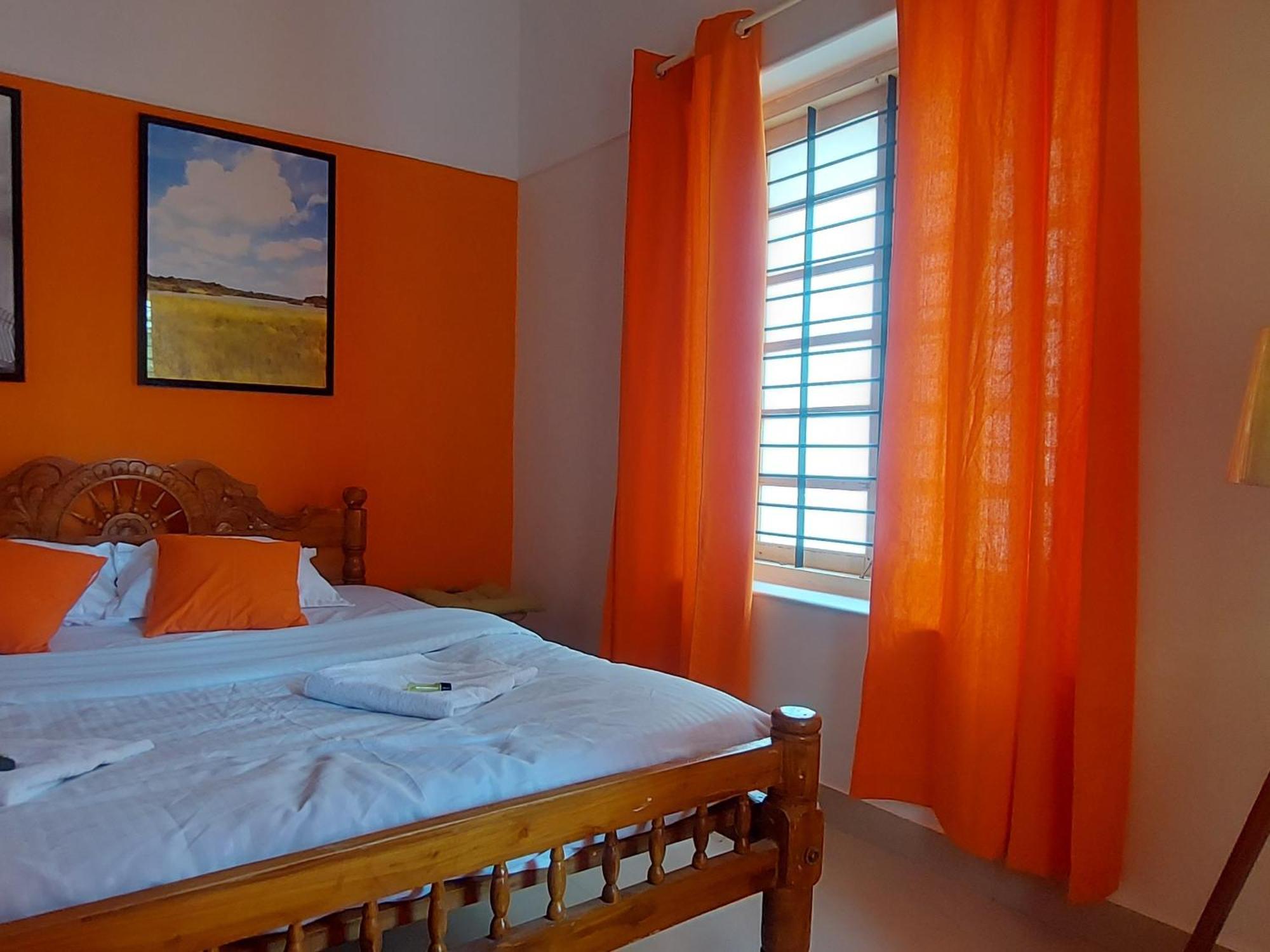 Orange Valley Homestay Thiruvananthapuram Room photo