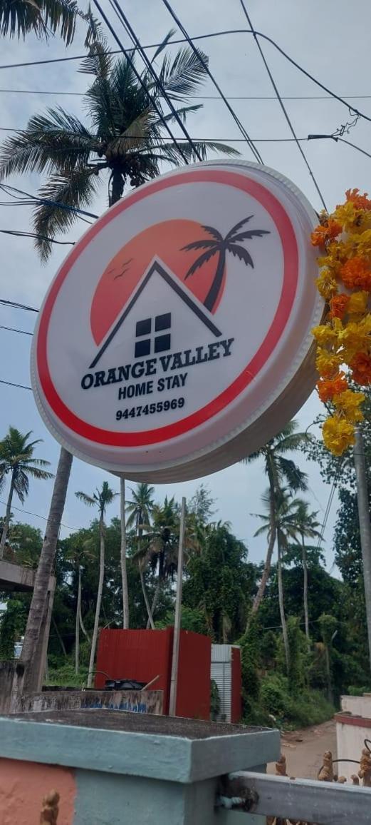 Orange Valley Homestay Thiruvananthapuram Exterior photo